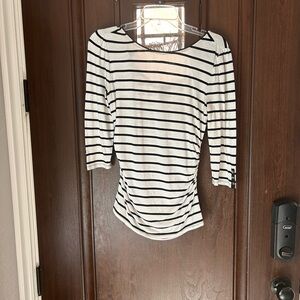 White House Black Market Ladies Striped Tunic Tee - Size XS - GUC